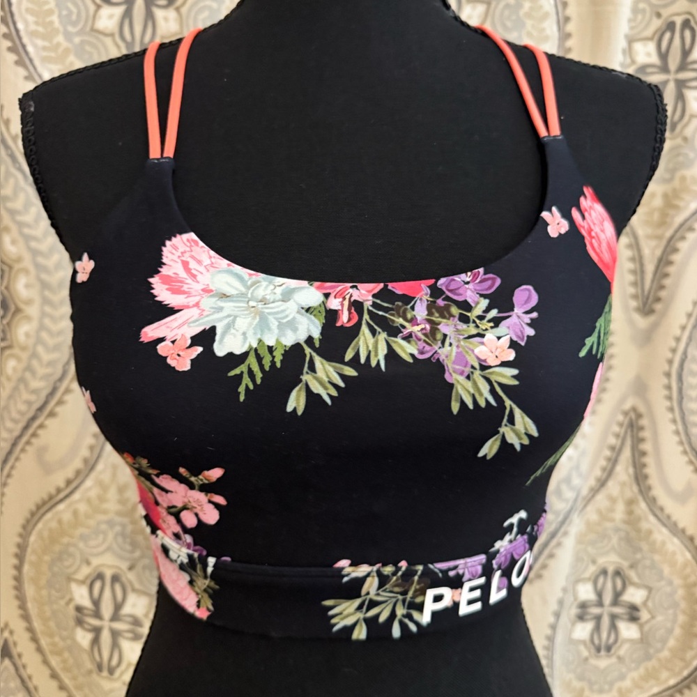 Limited Edition Peloton Asian American
Floral Black Speed Up Bra - Size Medium